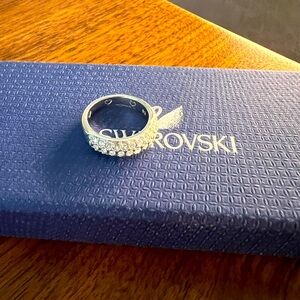 stone ring Swarovski